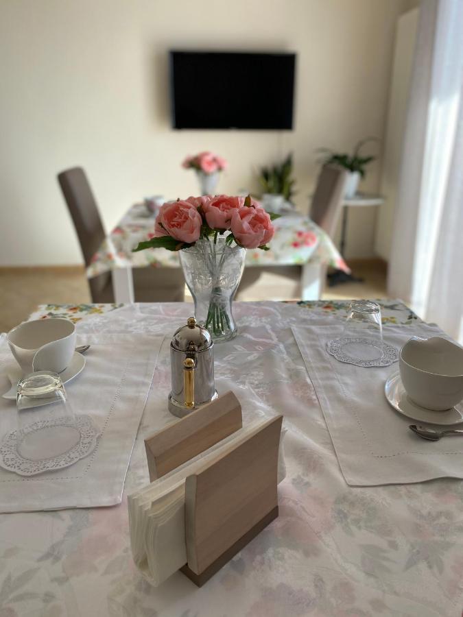 B&B Come A Casa Citta Sant'Angelo Bagian luar foto