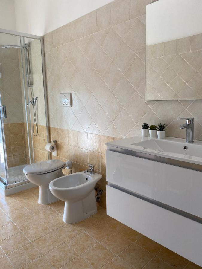 B&B Come A Casa Citta Sant'Angelo Bagian luar foto